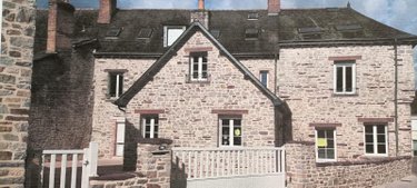 Location maison Guichen 35580 Ille-et-Vilaine 120 m2 6 pièces 950 euros