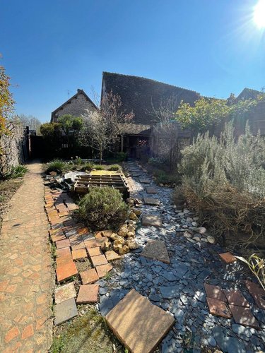 Location maison La Bazoche-Gouet 28330 Eure-et-Loir 111 m2  700 euros