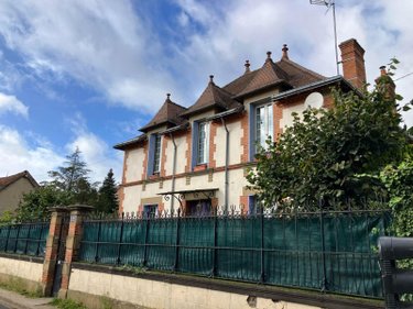 Maison a vendre Moulins 03000 Allier 204 m2 7 pièces 470250 euros