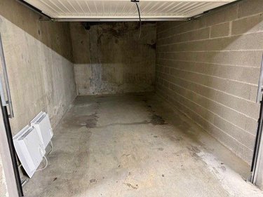 Garage et parking a vendre Cormontreuil 51350 Marne  17500 euros