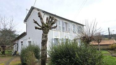 Maison a vendre Melle 79500 Deux-Sèvres 150 m2 8 pièces 178200 euros