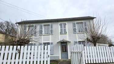 Maison a vendre Melle 79500 Deux-Sèvres 150 m2 8 pièces 178200 euros