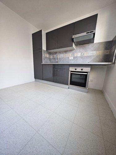 Location appartement Clermont-Ferrand 63000 Puy-de-Dôme 44 m2 2 pièces 710 euros