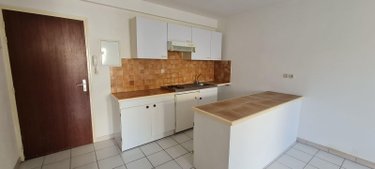 Location appartement Saintes 17100 Charente-Maritime 39 m2 2 pièces 504 euros