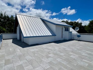 Maison a vendre Saint-Pierre 97410 Réunion 215 m2 7 pièces 765000 euros