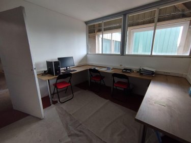 Fonds et murs commerciaux a vendre Pruillé-le-Chétif 72700 Sarthe  325500 euros