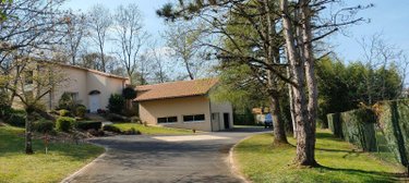 Maison a vendre Les Herbiers 85500 Vendée 254 m2 9 pièces 587000 euros