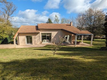 Maison a vendre Les Herbiers 85500 Vendée 254 m2 9 pièces 587000 euros