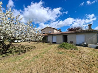 Maison a vendre Saint Maurice Étusson 79150 Deux-Sèvres 192 m2 9 pièces 85600 euros