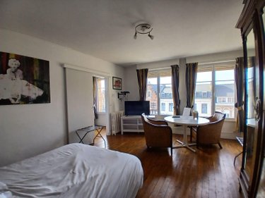 Fonds et murs commerciaux a vendre Cassel 59670 Nord  95400 euros