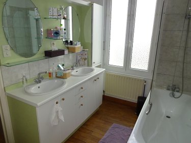 Location maison Fougères 35300 Ille-et-Vilaine 136 m2 5 pièces 850 euros