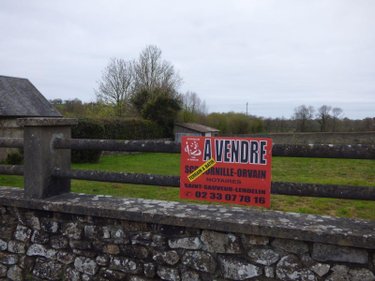 Terrain a batir a vendre Cambernon 50200 Manche 582 m2  41340 euros