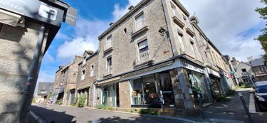 Immeuble a vendre Saint-Aubin-du-Cormier 35140 Ille-et-Vilaine  271700 euros