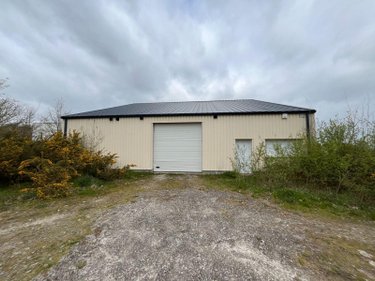 Fonds et murs commerciaux a vendre Saint-Perreux 56350 Morbihan  135460 euros