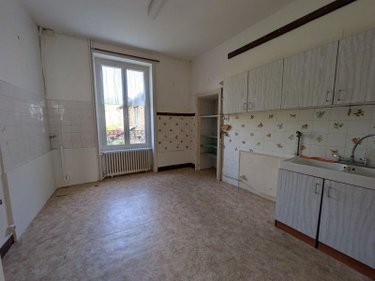 Immeuble a vendre Quimperlé 29300 Finistère 197 m2  311700 euros