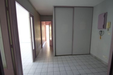 Location appartement Chalon-sur-Saône 71100 Saône-et-Loire 76 m2 3 pièces 803 euros