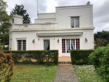 Maison a vendre Issoudun 36100 Indre 238 m2 10 pièces 471600 euros