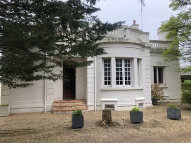 Maison a vendre Issoudun 36100 Indre 238 m2 10 pièces 471600 euros