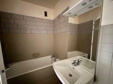 Location appartement Rennes 35000 Ille-et-Vilaine 67 m2 3 pièces 936 euros