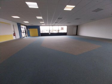 Fonds et murs commerciaux a vendre Vitré 35500 Ille-et-Vilaine 180 m2  441945 euros