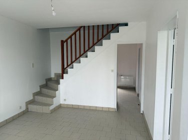 Location maison La Neuville-Bosmont 02250 Aisne 83 m2 5 pièces 650 euros