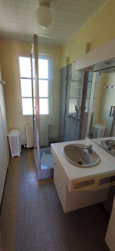 Maison a vendre Mehun-sur-Yèvre 18500 Cher 84 m2 5 pièces 99560 euros