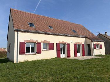 Location maison Châtillon-en-Dunois 28290 Eure-et-Loir 153 m2 8 pièces 1165 euros