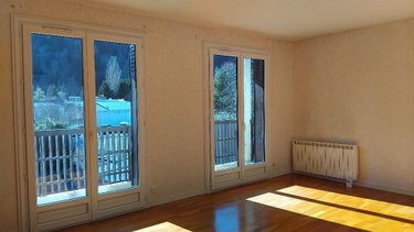 Appartement a vendre Murat 15300 Cantal 64 m2  99000 euros