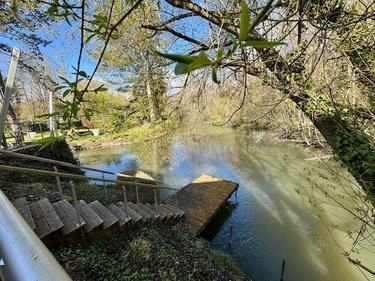 Fonds et murs commerciaux a vendre Sillery 51500 Marne 180 m2  1248000 euros
