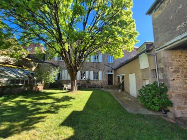 propriete a vendre Aigurande 36140 Indre 338 m2 12 pièces 338000 euros