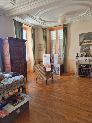 propriete a vendre Aigurande 36140 Indre 338 m2 12 pièces 338000 euros