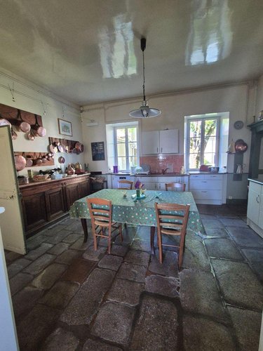 propriete a vendre Aigurande 36140 Indre 338 m2 12 pièces 338000 euros