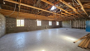 Immeuble a vendre Bannalec 29380 Finistère 650 m2  210000 euros