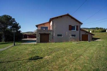 Maison a vendre Solutré-Pouilly 71960 Saône-et-Loire 178 m2 6 pièces 716560 euros