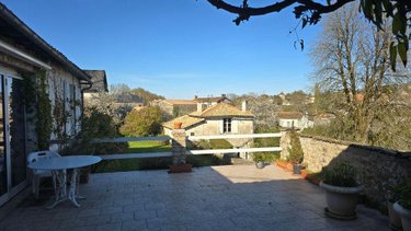 Maison a vendre Melle 79500 Deux-Sèvres 258 m2 13 pièces 332700 euros