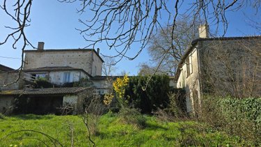 Maison a vendre Melle 79500 Deux-Sèvres 258 m2 13 pièces 332700 euros