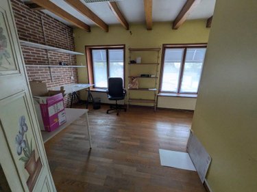 Fonds et murs commerciaux a vendre Bergues 59380 Nord  362000 euros