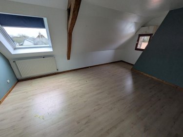 Fonds et murs commerciaux a vendre Bergues 59380 Nord  362000 euros