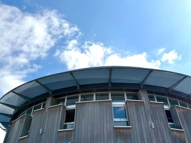 Fonds et murs commerciaux a vendre La Ravoire 73490 Savoie 400 m2  1290000 euros