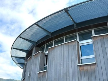 Fonds et murs commerciaux a vendre La Ravoire 73490 Savoie 400 m2  1290000 euros