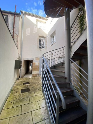 Immeuble a vendre Vesoul 70000 Haute-Saône 250 m2  350000 euros