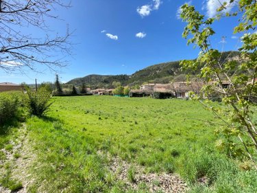 Terrain a batir a vendre Digne-les-Bains 04000 Alpes-de-Haute-Provence 3725 m2  371800 euros