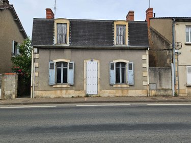 Maison a vendre Saint-Amand-Montrond 18200 Cher 72 m2 5 pièces 63600 euros