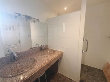 Appartement a vendre Saint-Martin-de-Crau 13310 Bouches-du-Rhône 63 m2 3 pièces 210500 euros