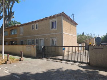 Appartement a vendre Saint-Martin-de-Crau 13310 Bouches-du-Rhône 63 m2 3 pièces 210500 euros
