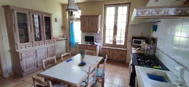 Maison a vendre Mehun-sur-Yèvre 18500 Cher 185 m2 7 pièces 246280 euros