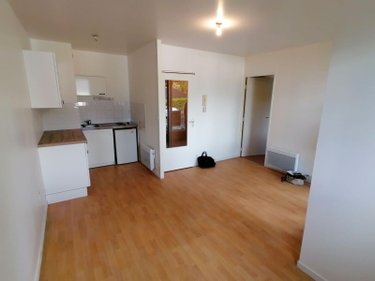 Location appartement Guichen 35580 Ille-et-Vilaine 31 m2 2 pièces 433 euros