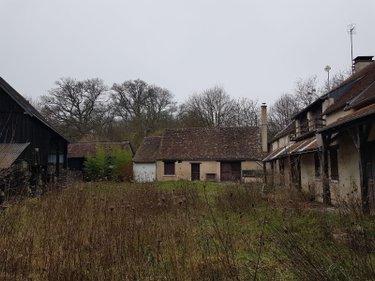 propriete a vendre Clermont-Créans 72200 Sarthe 283 m2 11 pièces 214840 euros
