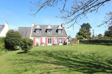 Maison a vendre Le Faou 29590 Finistère 119 m2  301880 euros