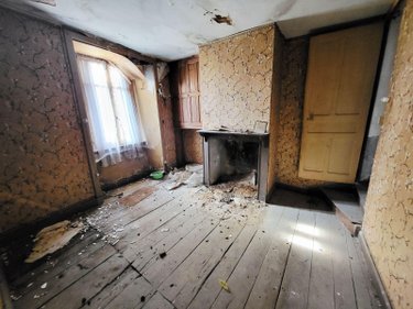 Immeuble a vendre Neuvic 19160 Corrèze 115 m2  38000 euros